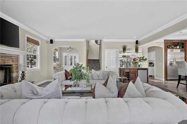 28462 North Bay Road, Lake Arrowhead, CA 92352