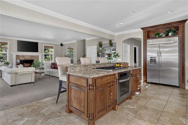 28462 North Bay Road, Lake Arrowhead, CA 92352