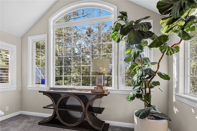 28462 North Bay Road, Lake Arrowhead, CA 92352