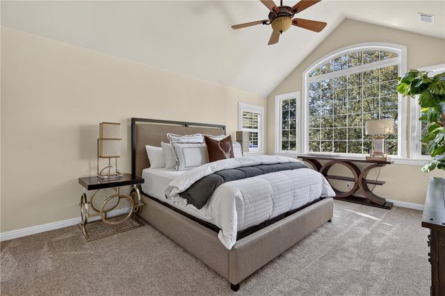 28462 North Bay Road, Lake Arrowhead, CA 92352