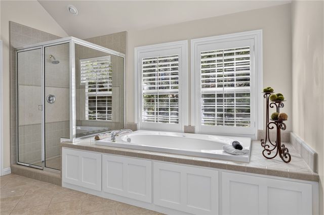 28462 North Bay Road, Lake Arrowhead, CA 92352