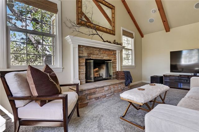 28462 North Bay Road, Lake Arrowhead, CA 92352