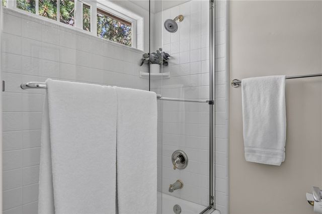 28462 North Bay Road, Lake Arrowhead, CA 92352