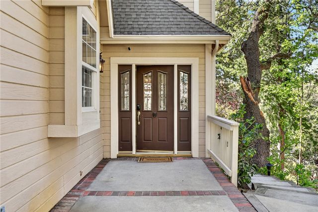 28462 North Bay Road, Lake Arrowhead, CA 92352