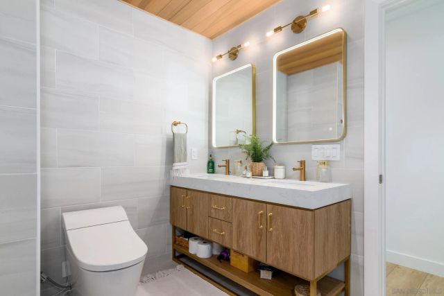 9165 San Juan Place, La Mesa, CA 91941