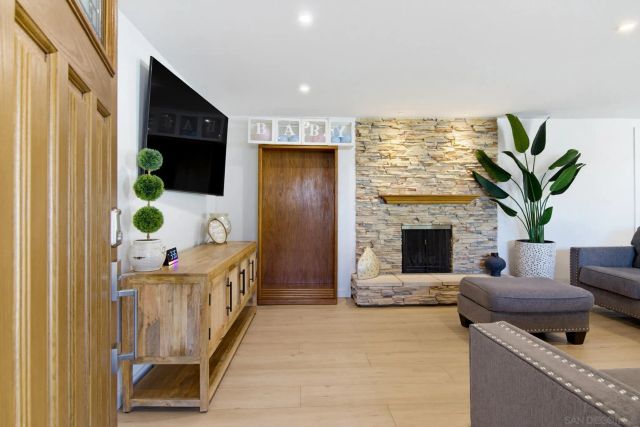 9165 San Juan Place, La Mesa, CA 91941
