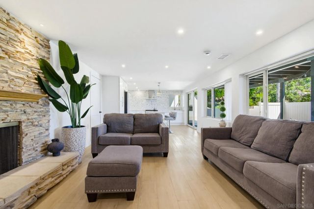 9165 San Juan Place, La Mesa, CA 91941