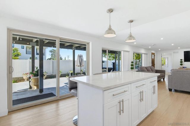 9165 San Juan Place, La Mesa, CA 91941