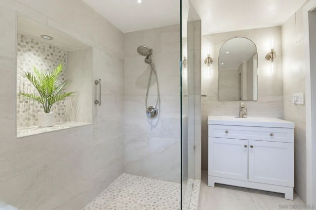 9165 San Juan Place, La Mesa, CA 91941