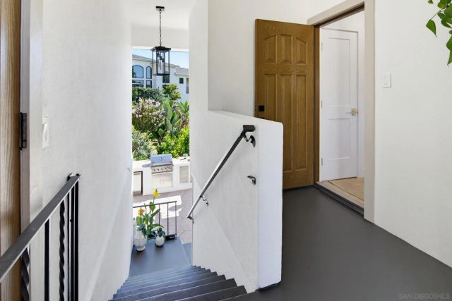 9165 San Juan Place, La Mesa, CA 91941