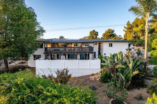 9165 San Juan Place, La Mesa, CA 91941