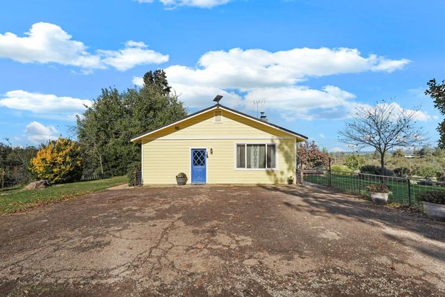 4317 Curran Rd, Ione, CA 95640