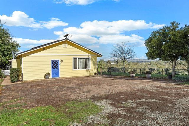 4317 Curran Rd, Ione, CA 95640