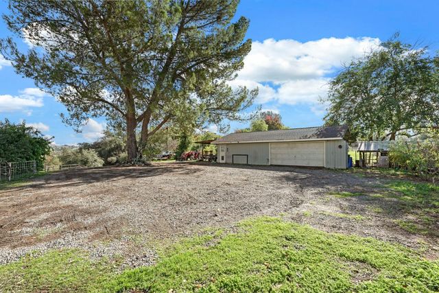 4317 Curran Rd, Ione, CA 95640