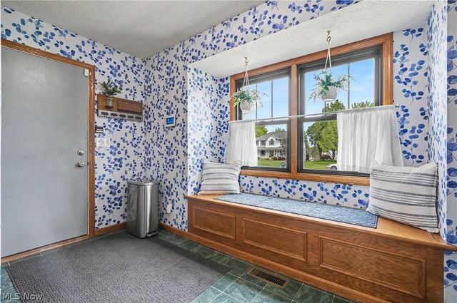 3862 Mount Vernon Boulevard, Norton, OH 44203