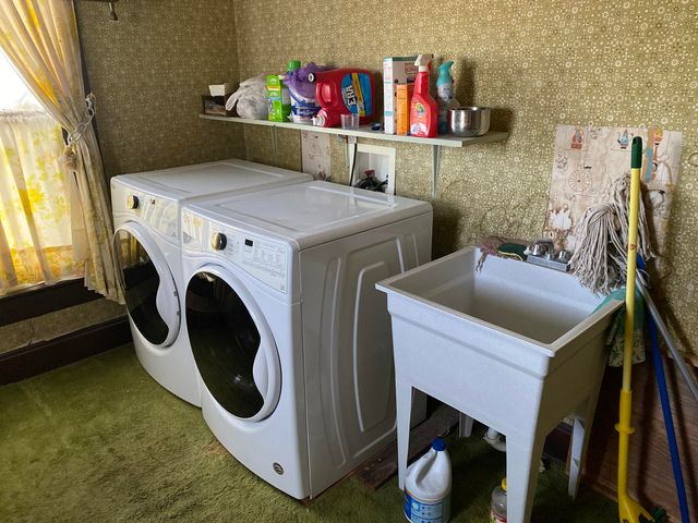 213 Jasper Street, Aurora, MO 65605