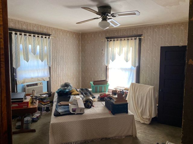 213 Jasper Street, Aurora, MO 65605