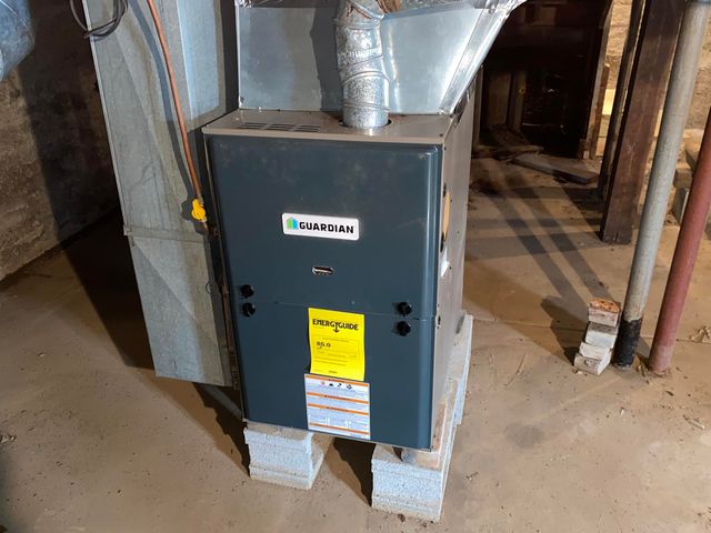 213 Jasper Street, Aurora, MO 65605