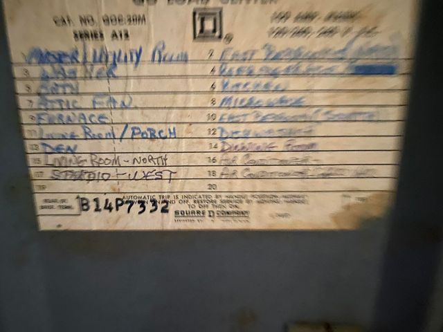 213 Jasper Street, Aurora, MO 65605