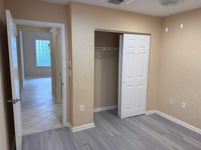 10172 White Water Lily Way, Boynton Beach, FL 33437