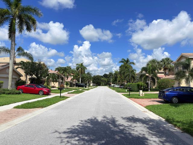 10172 White Water Lily Way, Boynton Beach, FL 33437