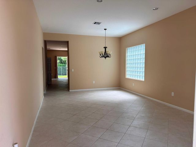 10172 White Water Lily Way, Boynton Beach, FL 33437