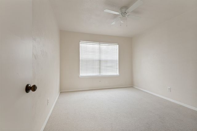 1616 Wickford Drive, Arlington, TX 76018