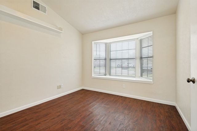 1616 Wickford Drive, Arlington, TX 76018