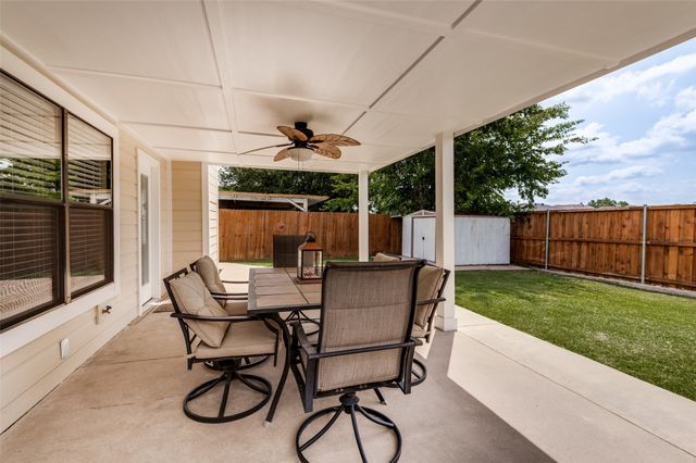 1616 Wickford Drive, Arlington, TX 76018