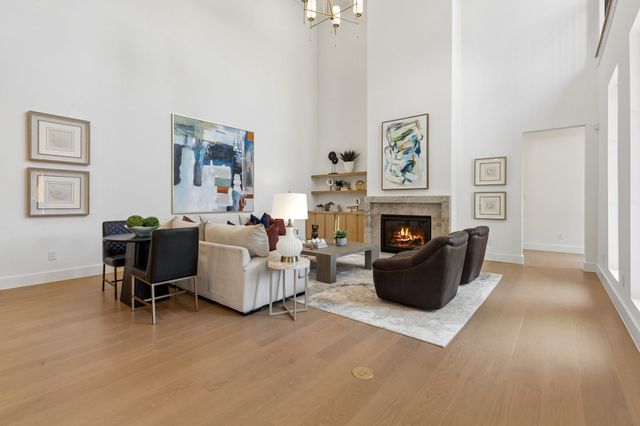 6402 Kenwood Avenue, Dallas, TX 75214