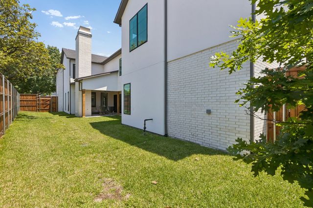 6402 Kenwood Avenue, Dallas, TX 75214