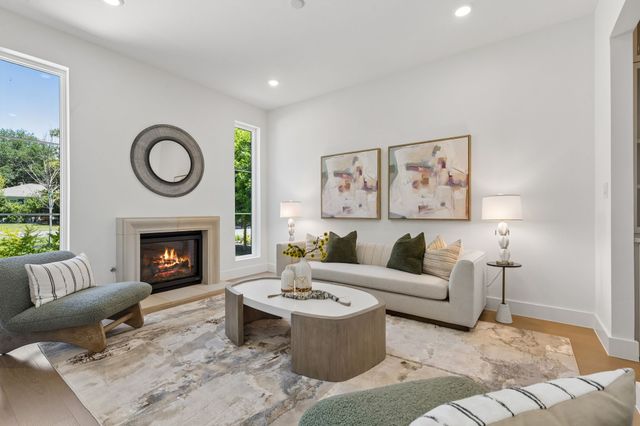 6402 Kenwood Avenue, Dallas, TX 75214