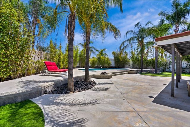30044 Little Harbor Drive, Canyon Lake, CA 92587