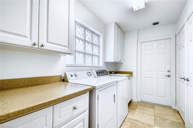 7936 Umberto CT, Naples, FL 34114