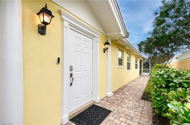 7936 Umberto CT, Naples, FL 34114