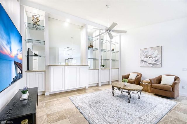 7936 Umberto CT, Naples, FL 34114