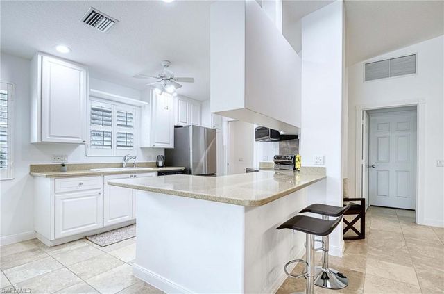 7936 Umberto CT, Naples, FL 34114