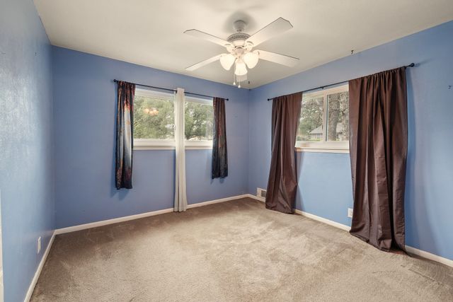 1730 W Hull Street, Denison, TX 75020
