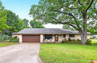 1730 W Hull Street, Denison, TX 75020