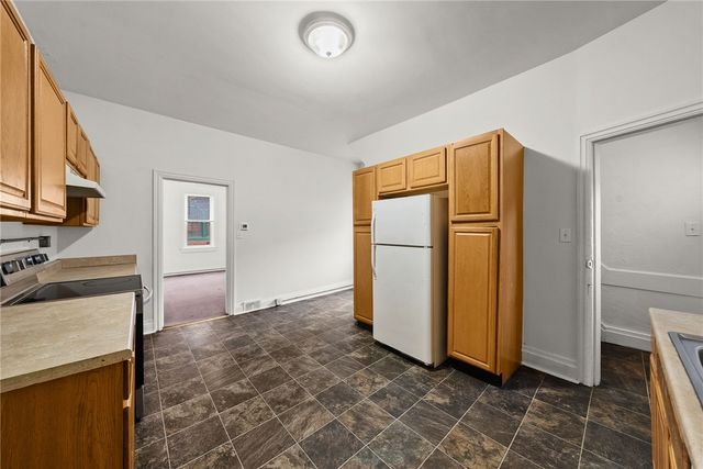 2016 Sidney St, South Side, PA 15203