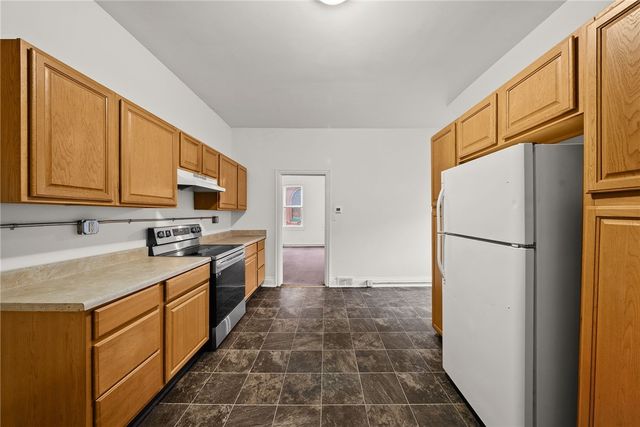 2016 Sidney St, South Side, PA 15203