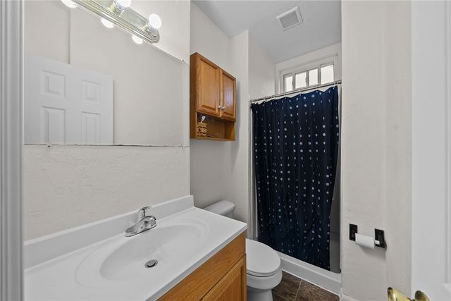 2016 Sidney St, South Side, PA 15203