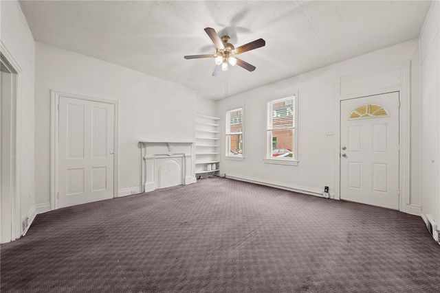 2016 Sidney St, South Side, PA 15203