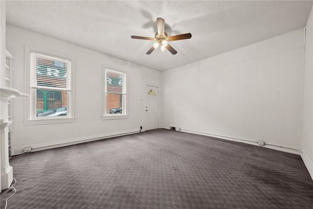 2016 Sidney St, South Side, PA 15203