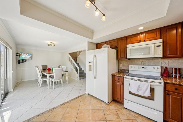 2640 CEDAR VIEW COURT 101C, Clearwater, FL 33761