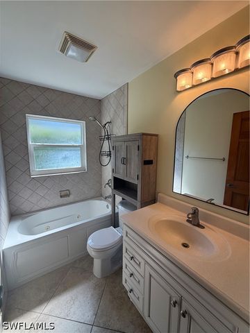 5361 Hickory Wood DR, Naples, FL 34119