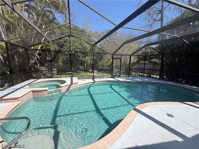 5361 Hickory Wood DR, Naples, FL 34119