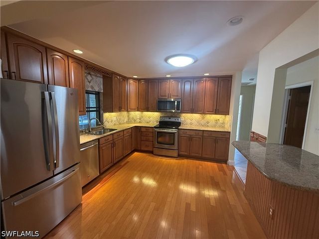 5361 Hickory Wood DR, Naples, FL 34119