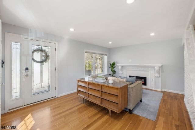 15 Nestro Rd, West Orange Twp., NJ 07052