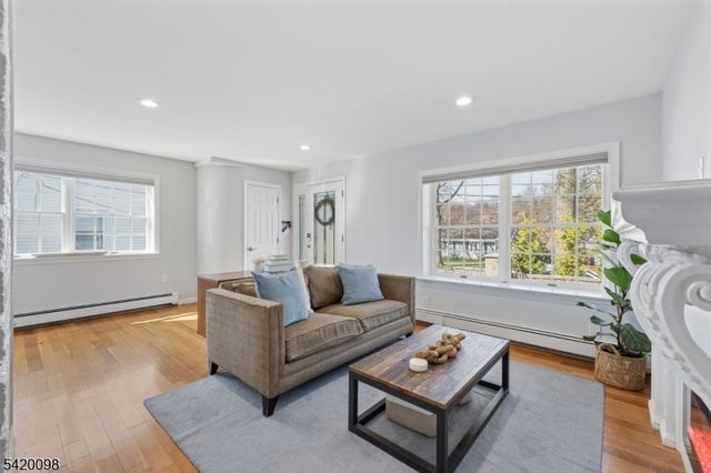 15 Nestro Rd, West Orange Twp., NJ 07052